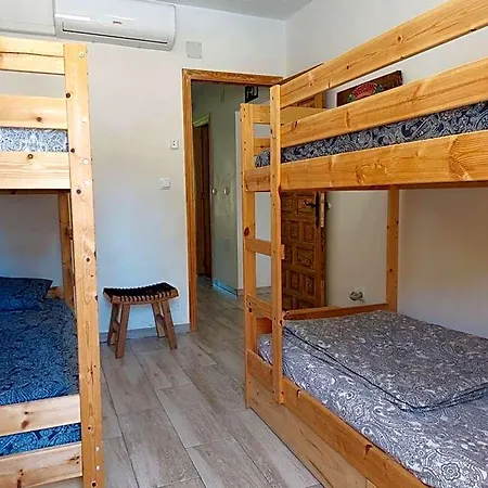 Auberge de jeunesse Zenia *
