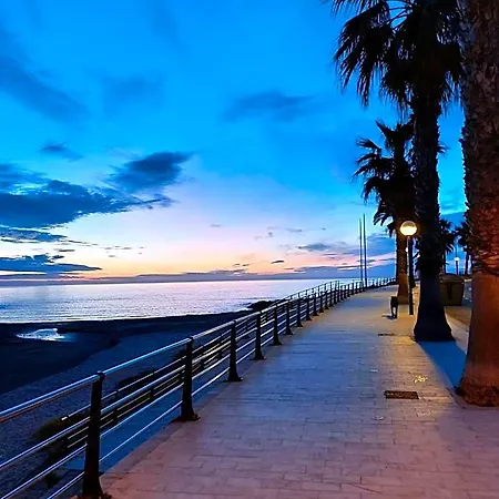 Zenia Hostel Playa Flamenca